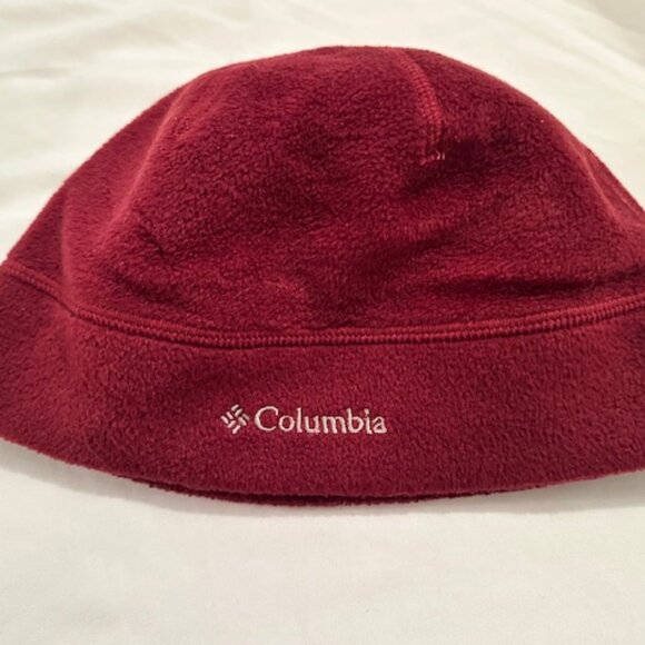 Columbia Beanie and Matching Gloves - Burgundy - Picture 2 of 11